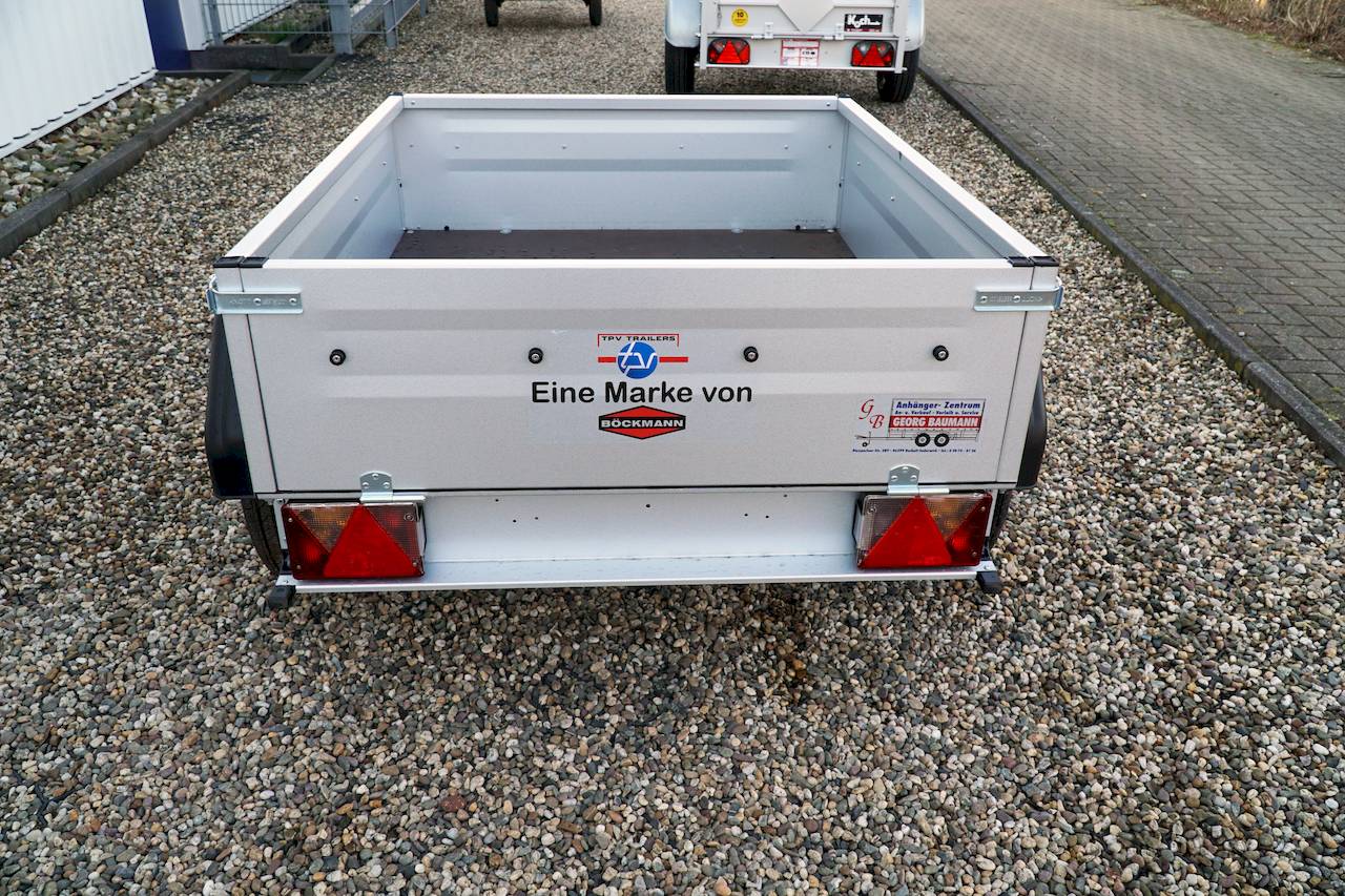 TPV Trailers Anhänger | Böckmann TL-EU0 132x107x35cm 750kg Tieflader ...